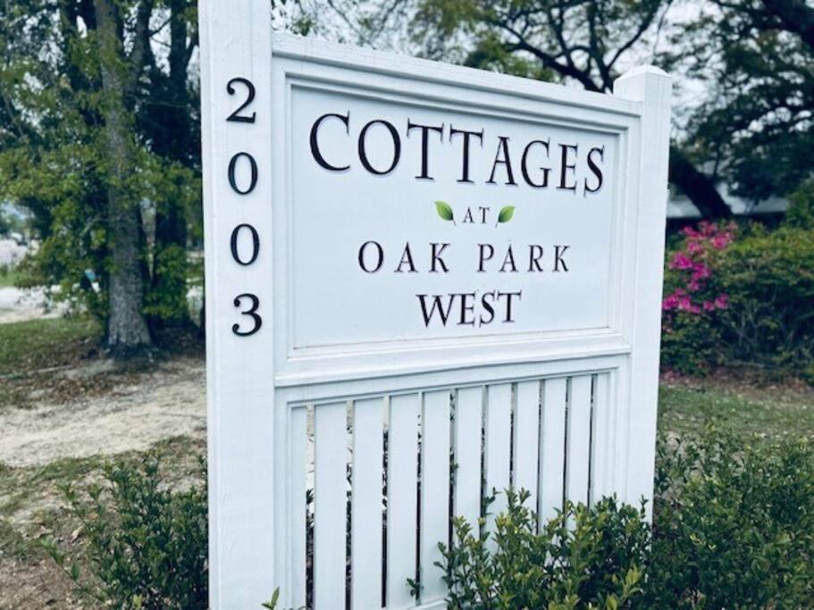 Best Cottage In Ocean Springs- Golf Cart Included!!! Exterior photo